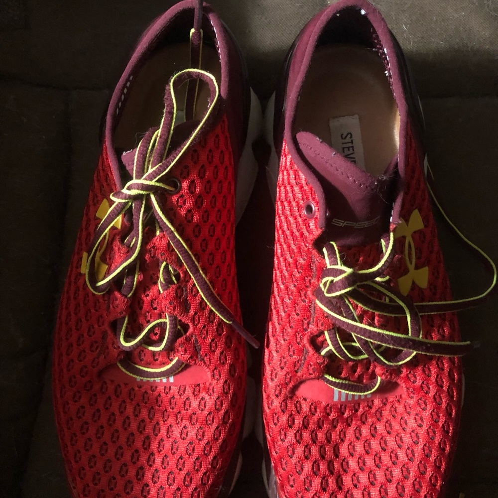 Steve Madden slips on sneakers